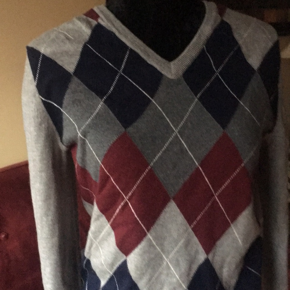 Men’s Express Argyle V-Neck Merino wool sweater